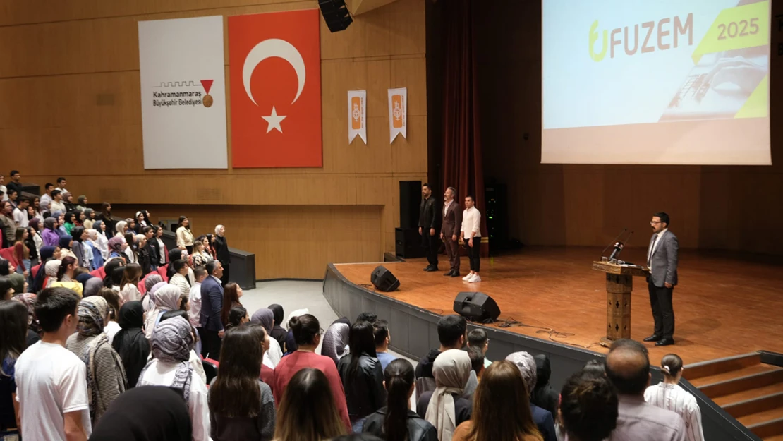 Onikişubat Belediyesi'nin Kazandıran Taktikler Kampı'na gençlerden yoğun ilgi