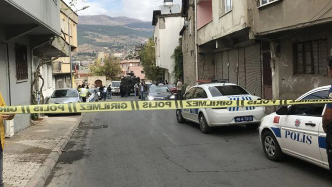 Operasyona giden polislere silahlı saldırı