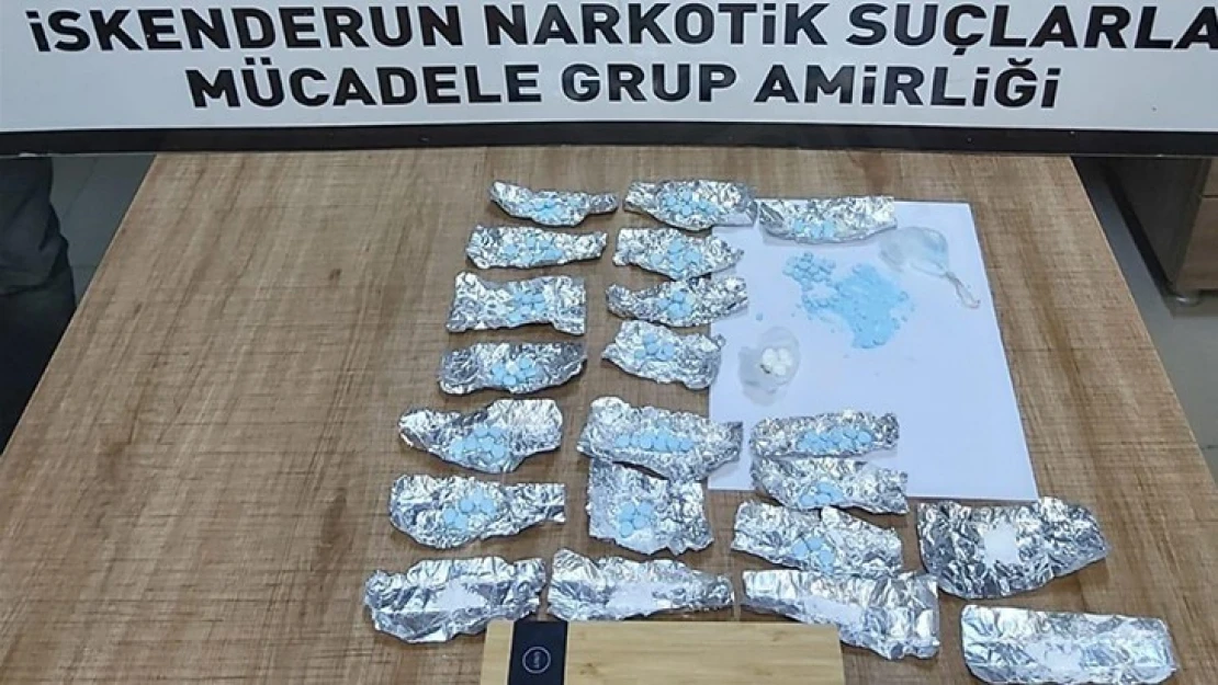 Otomobilinde uyuşturucu bulunan şüpheli gözaltına alındı