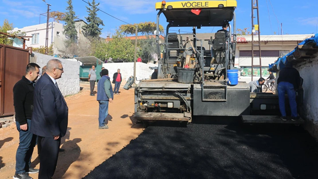 Pazarcık'taki tüm sokak ve caddeler asfalta kavuşuyor