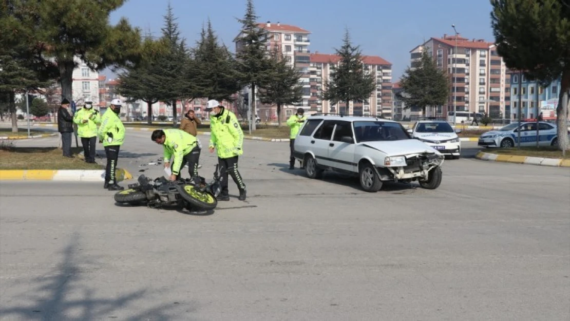 Polis memuru Dinç, trafik kazasında ağır yaralandı