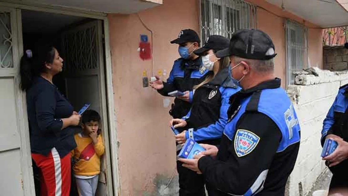 Polisten falcı ve seyyar satıcı uyarısı