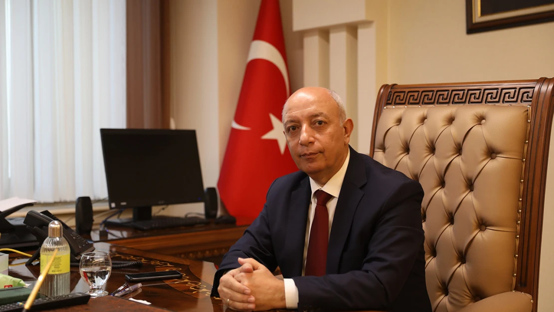 Rektör İsmail Bakan, 23 Nisan mesajı yayımladı