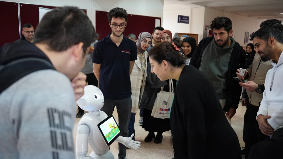 RoboCoop Projesi, Kahramanmaraş'tan tanıtıldı