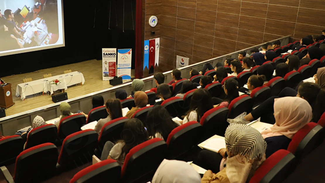 SANKO Üniversitesi'nden öğrencilere kariyer günleri etkinliği