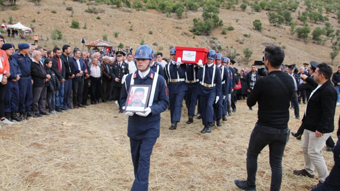 Şehit Mikail Bozlağan, son yolculuğuna uğurlandı