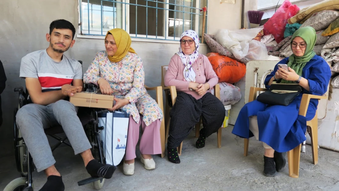 Serebral Palsili bireylerine ziyaret, yüzleri güldürdü