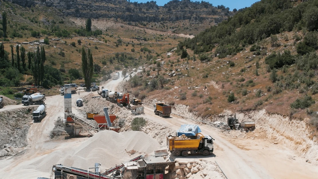 Stratejik yol ağı, 2 yılda 480 km'ye ulaştı