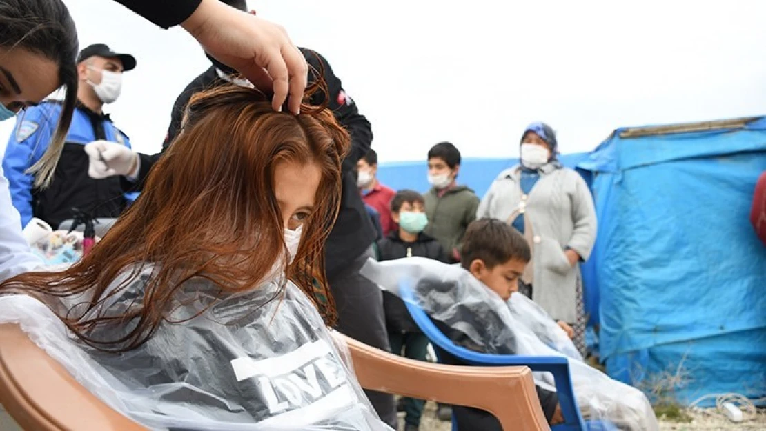 Tarım işçisi ailelerin çocuklarına ücretsiz tıraş hizmeti