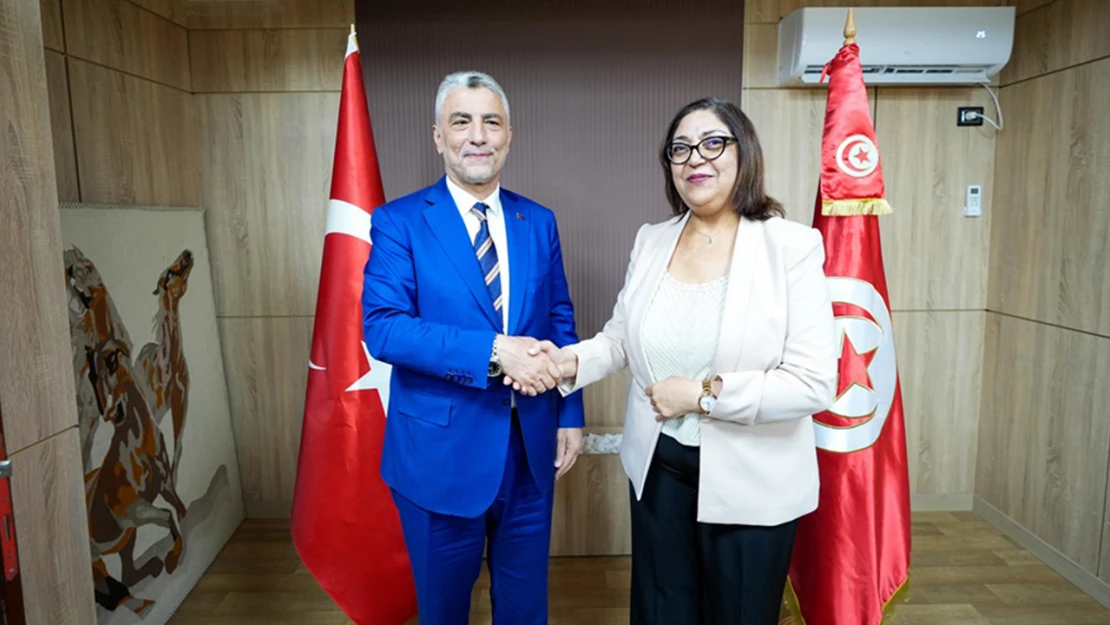 Ticaret Bakanı Bolat, Tunuslu Bakanlarla bir araya geldi