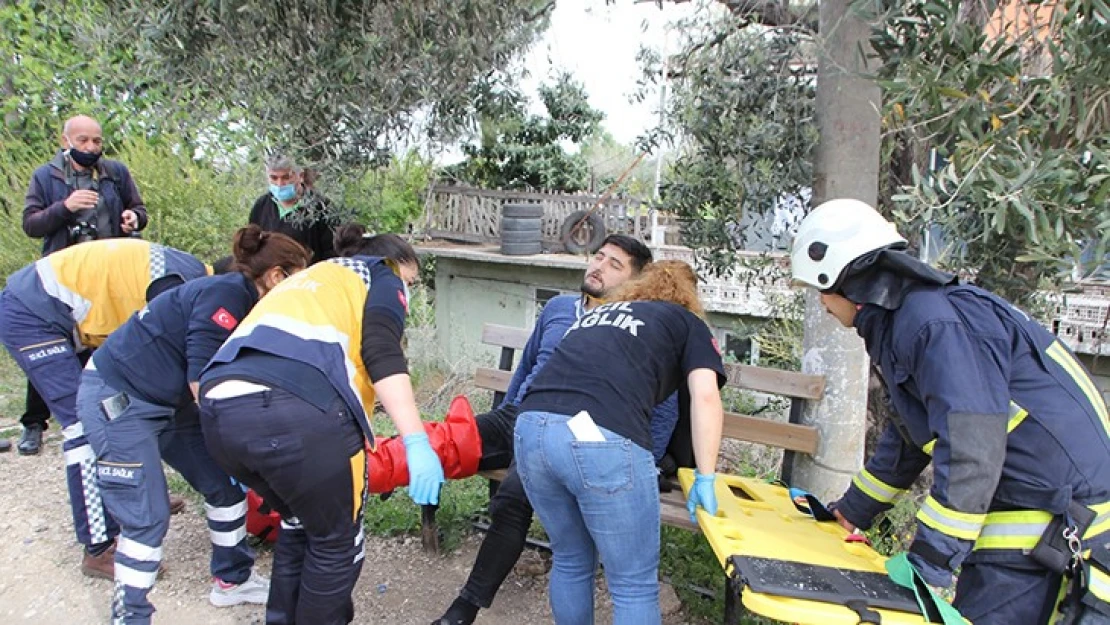 Tırla çarpışan kamyonetin sürücüsü yaralandı