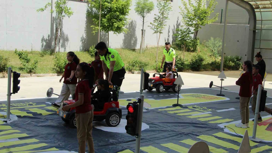 Trafik Haftası'nda bilinçlendirme seferberliği
