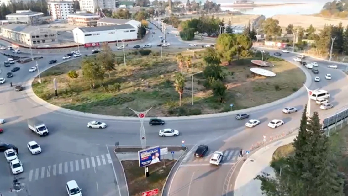 Trafikte hata olmaz! Polis ekipleri sürücülere bir bir anlattı