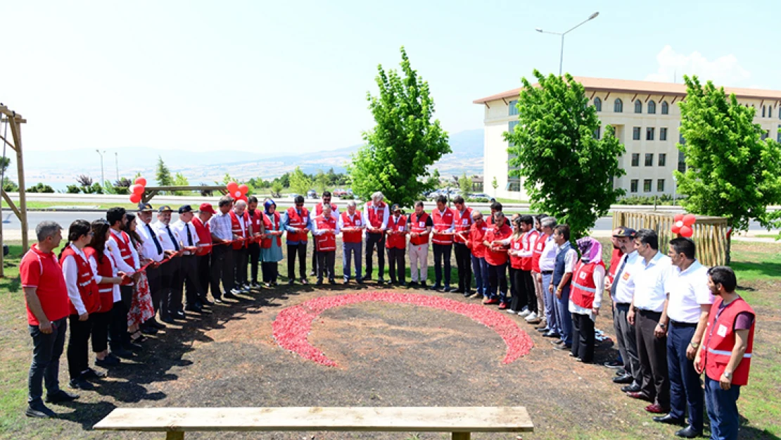 Türk Kızılay'ının fiziksel aktivite parkuru açıldı