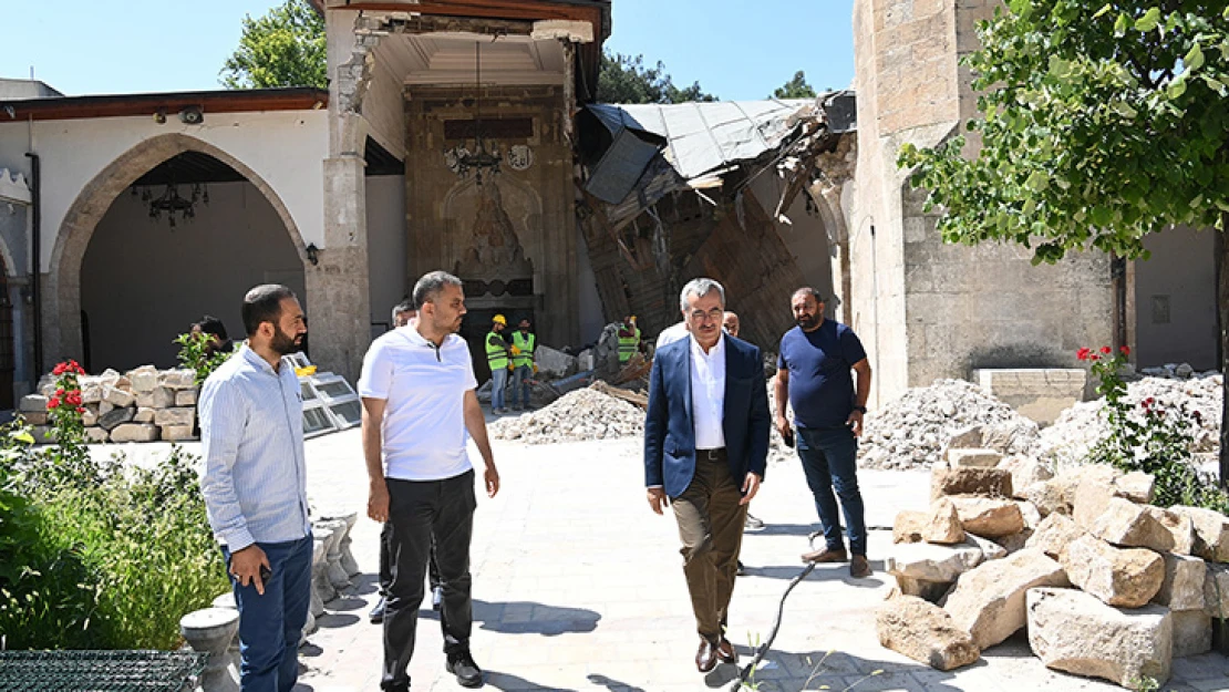 Ulu Cami'de restorasyon çalışmaları başladı