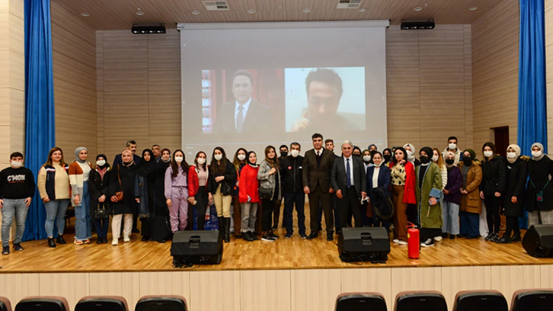 Üniversite öğrencilerine afet farkındalık eğitimi verildi