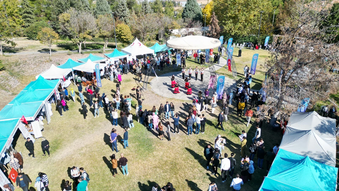 Üniversite öğrencilerine şehir tanıtım günleri