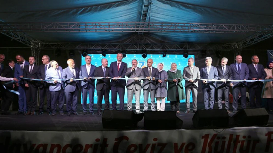 Varank ve Kirişci, Çağlayancerit ceviz festivaline katıldı