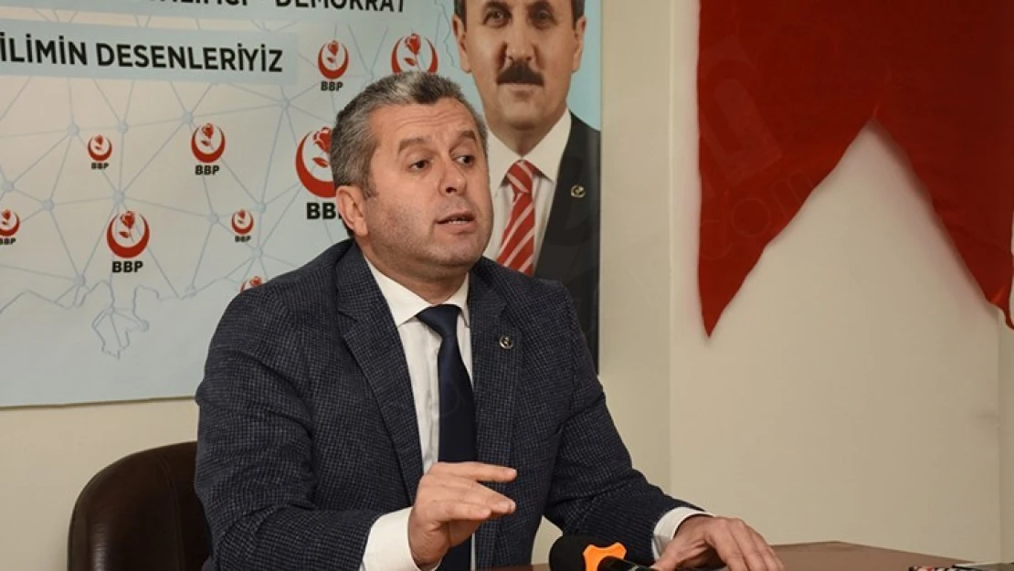 Yardımcıoğlu'ndan üniversite öğrencilerine burs önerisi