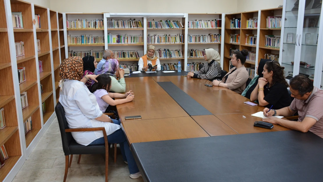 Yazar Hatice Güzel, Âşıklık Geleneğini anlattı