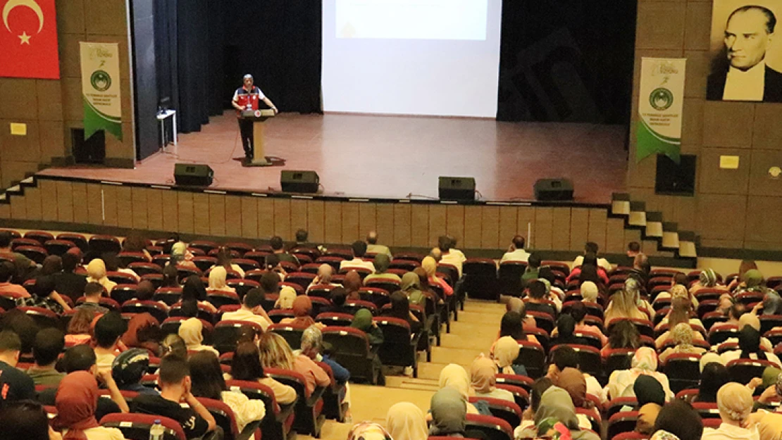 Yeni atanan öğretmenlere afet ve acil destek eğitimi