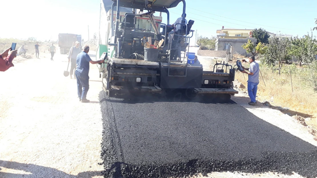 Yumaklıcerit'in yolu yenileniyor