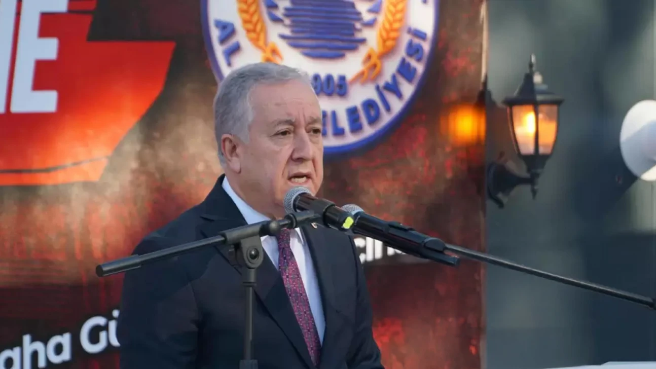 MHP Genel Başkan Yardımcısı Durmaz, Türkiye'nin sınırlarının ateşle çevrildiğine dikkat çekti