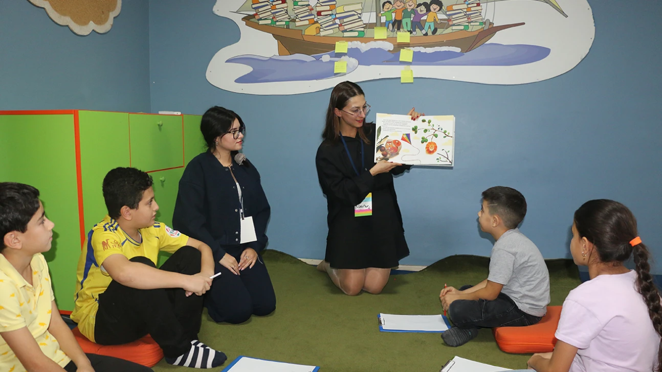 Öğretmen kardeşlerden çocuklara gönüllü eğitim