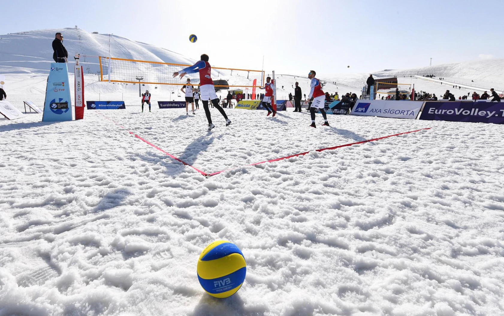 Kar Voleybolu Avrupa Turu