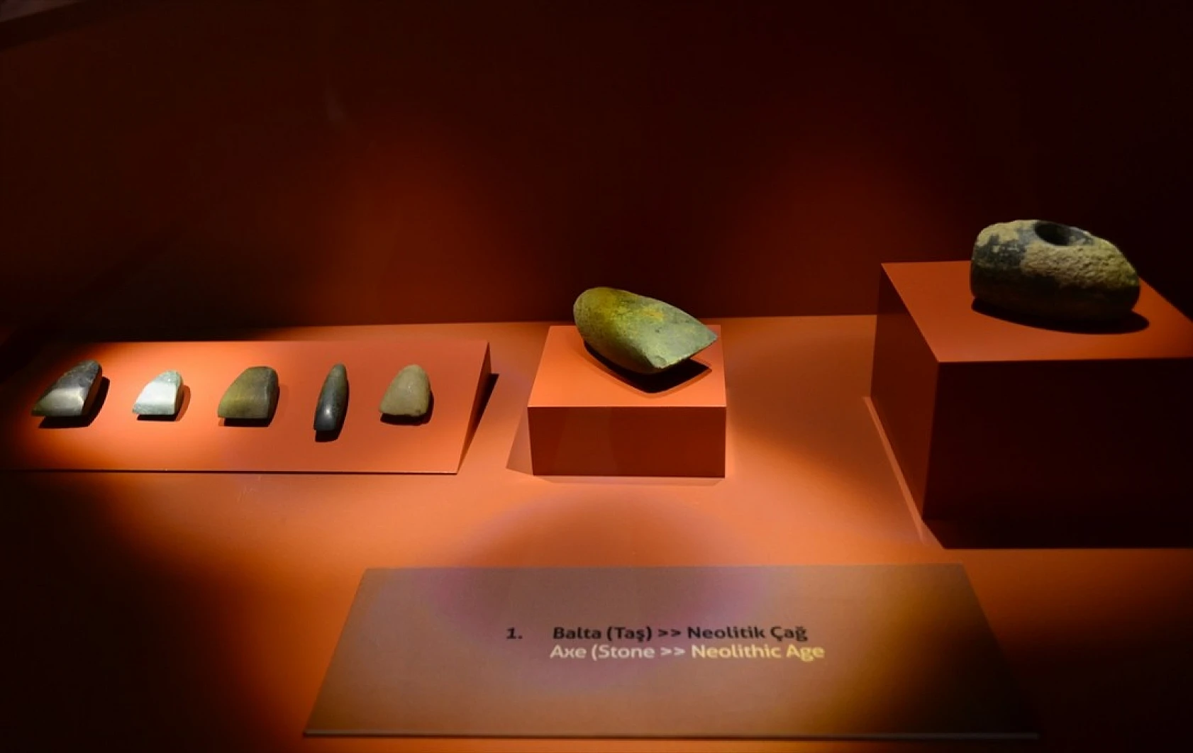 Müzeye dönüştürülen eski adliye binası tarihe ışık tutuyor