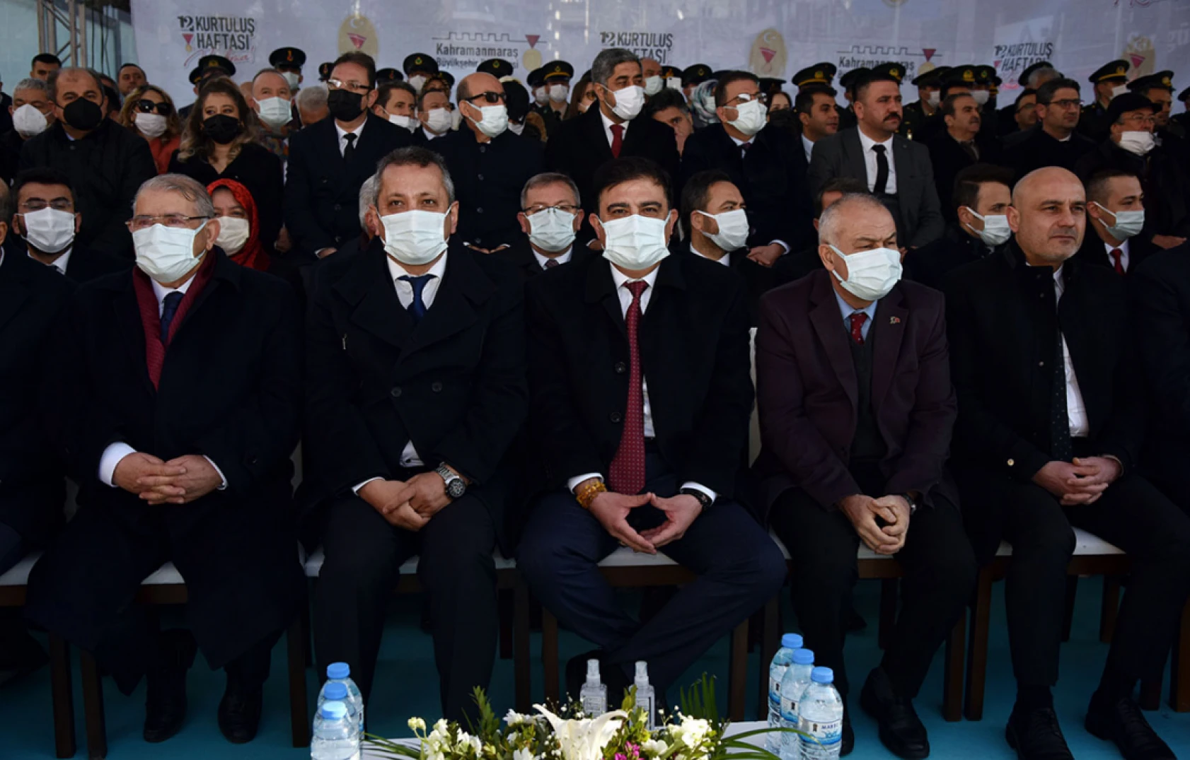 12 Şubat geçit töreni