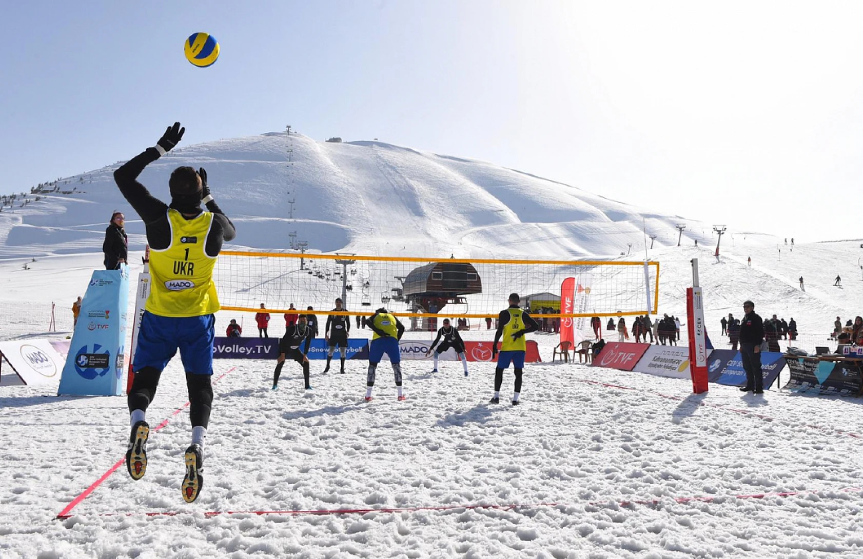 Kar Voleybolu Avrupa Turu