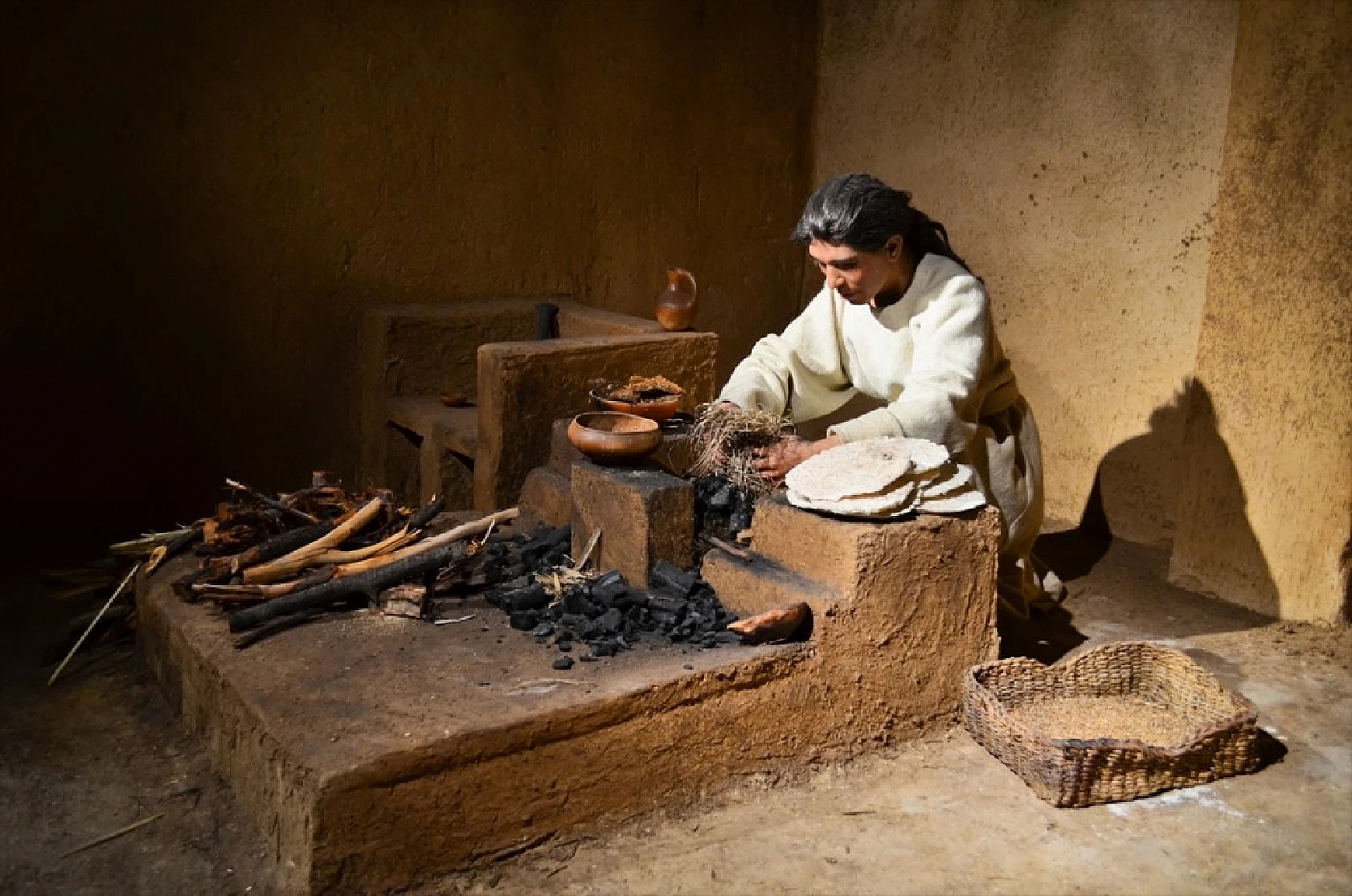 Müzeye dönüştürülen eski adliye binası tarihe ışık tutuyor