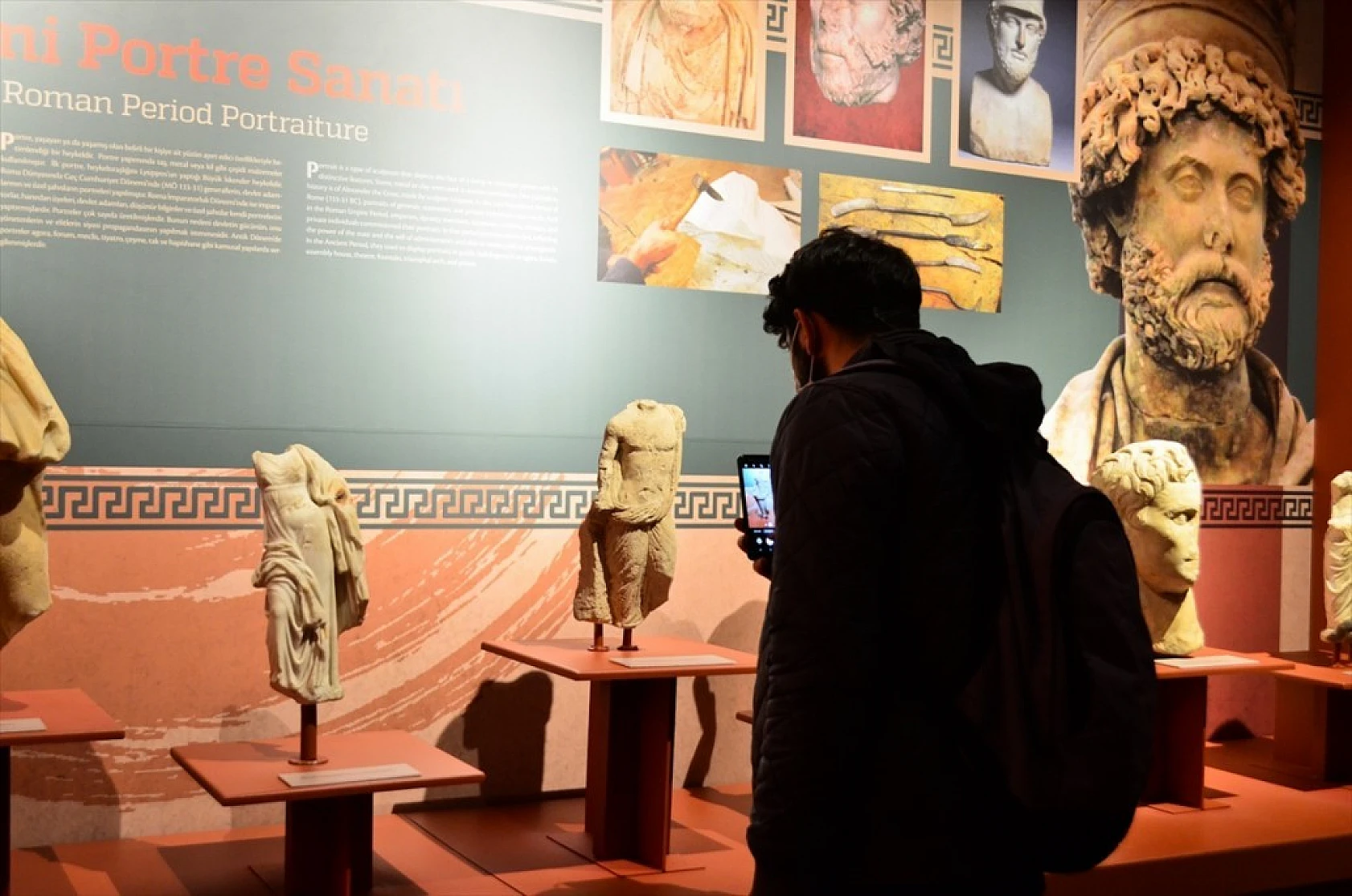 Müzeye dönüştürülen eski adliye binası tarihe ışık tutuyor