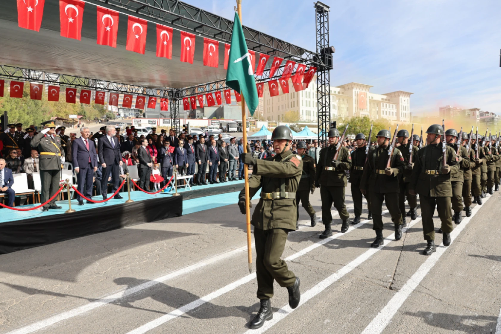 Kahramanmaraş'ta cumhuriyetin 101'inci yılı coşkuyla kutlandı