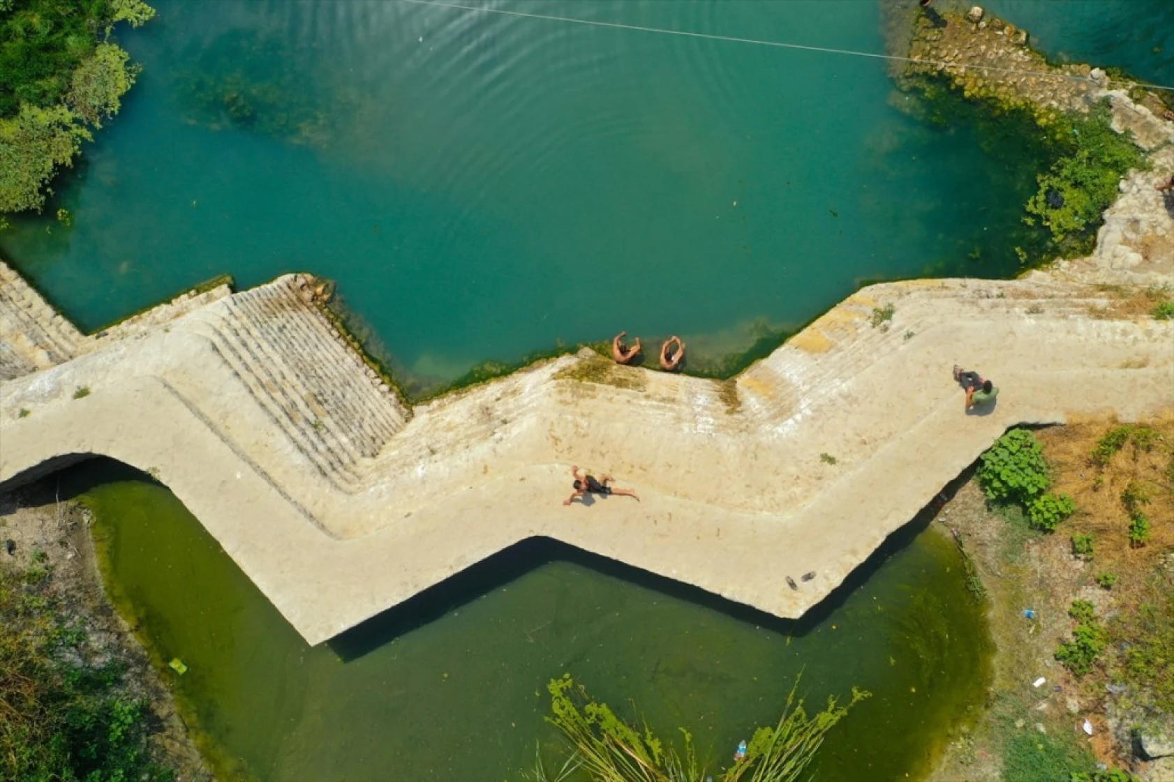 Tarihi değirmenin set olduğu Zikir Gölü, ziyaretçilerini cezbediyor