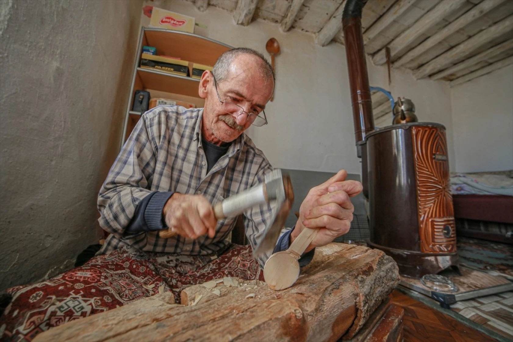 Tahta kaşık zanaatı