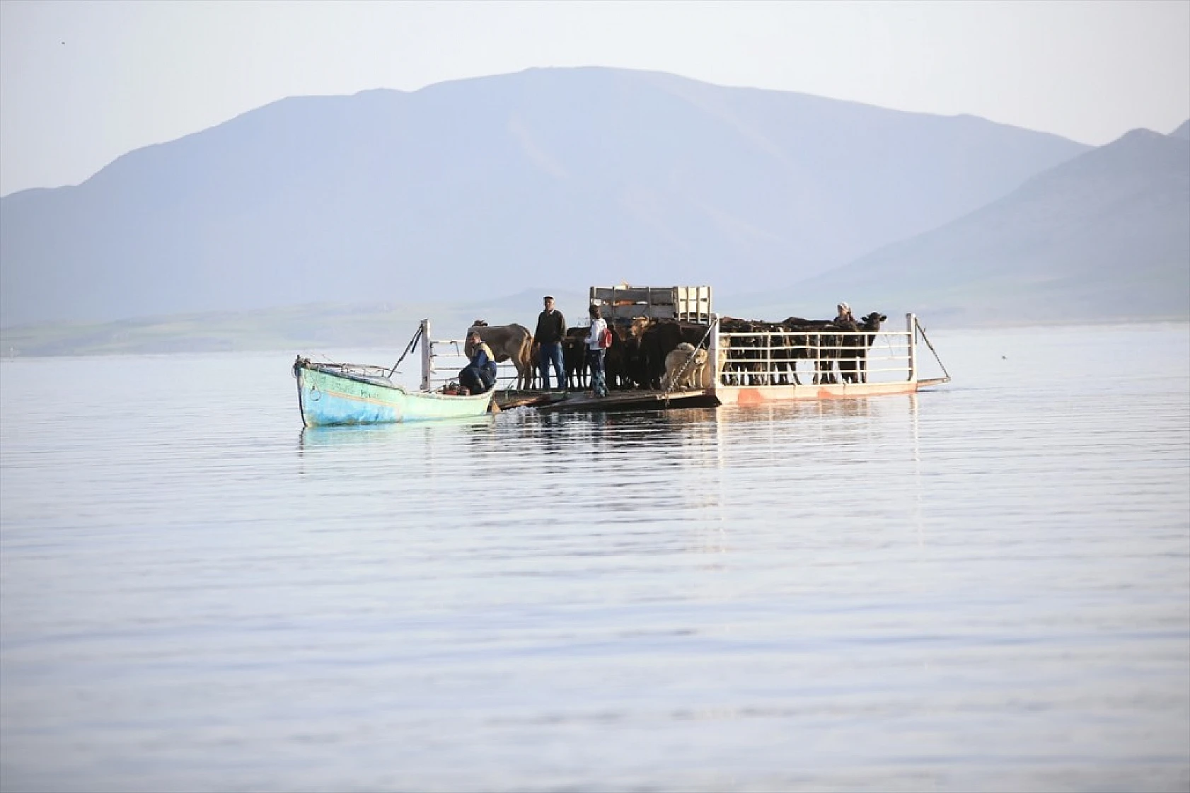 Yörüklerin Mada Adasını geçiş anı