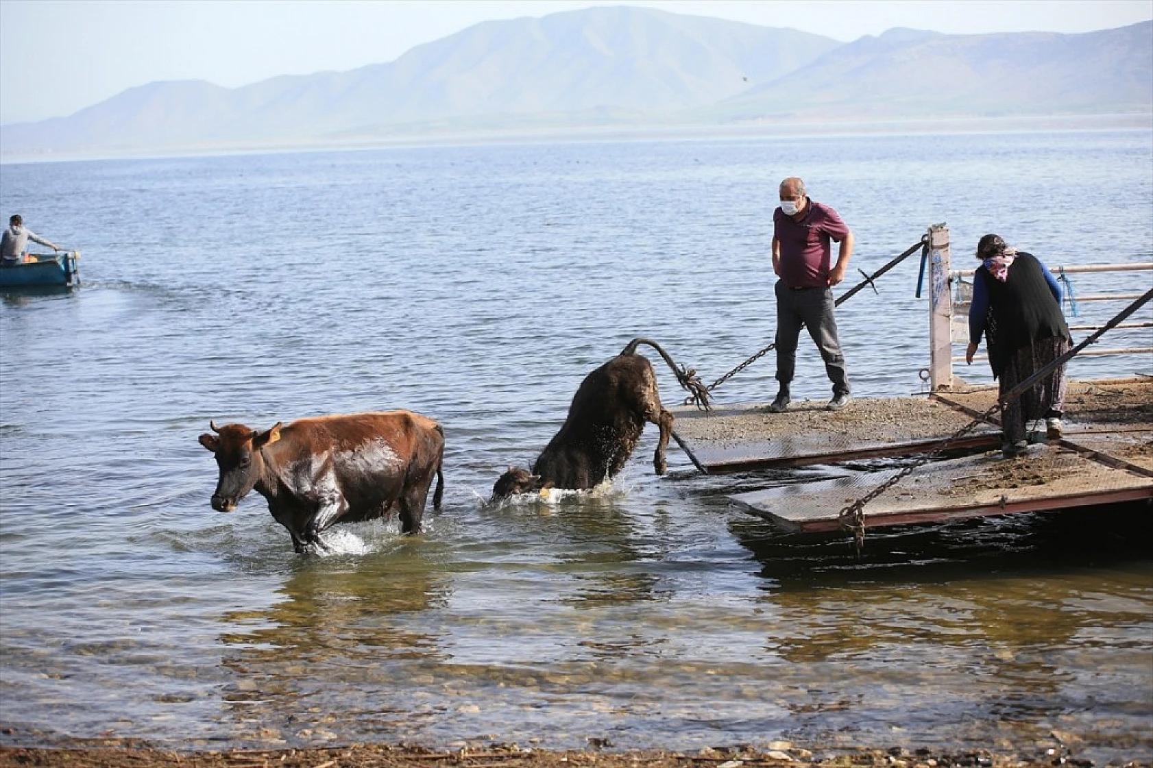 Yörüklerin Mada Adasını geçiş anı