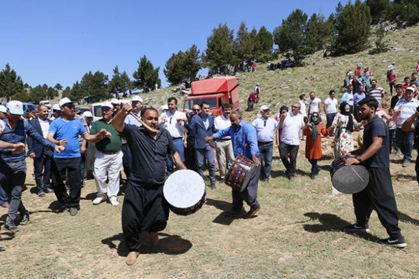 Çağlayancerit Ayranpınarı 1. Yayla Şenliği!