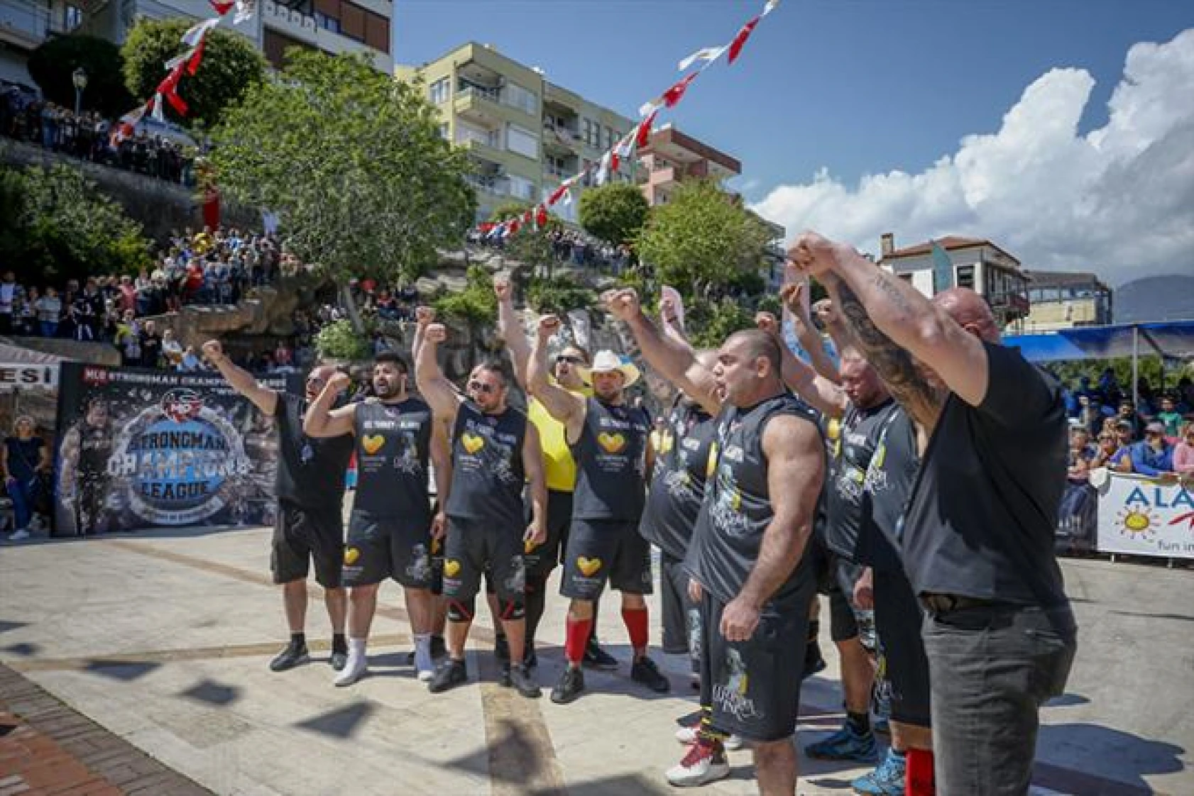 Dünyanın en güçlü adamları Türkiye'de!