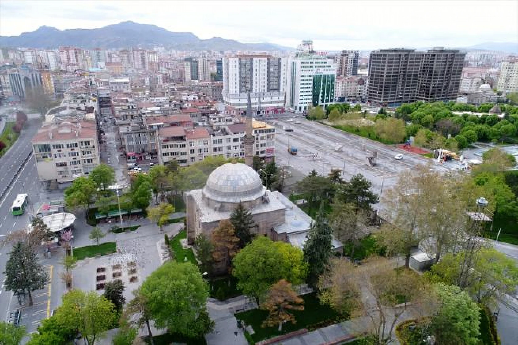 Türkiye'nin Simge Camilerinde sessizlik