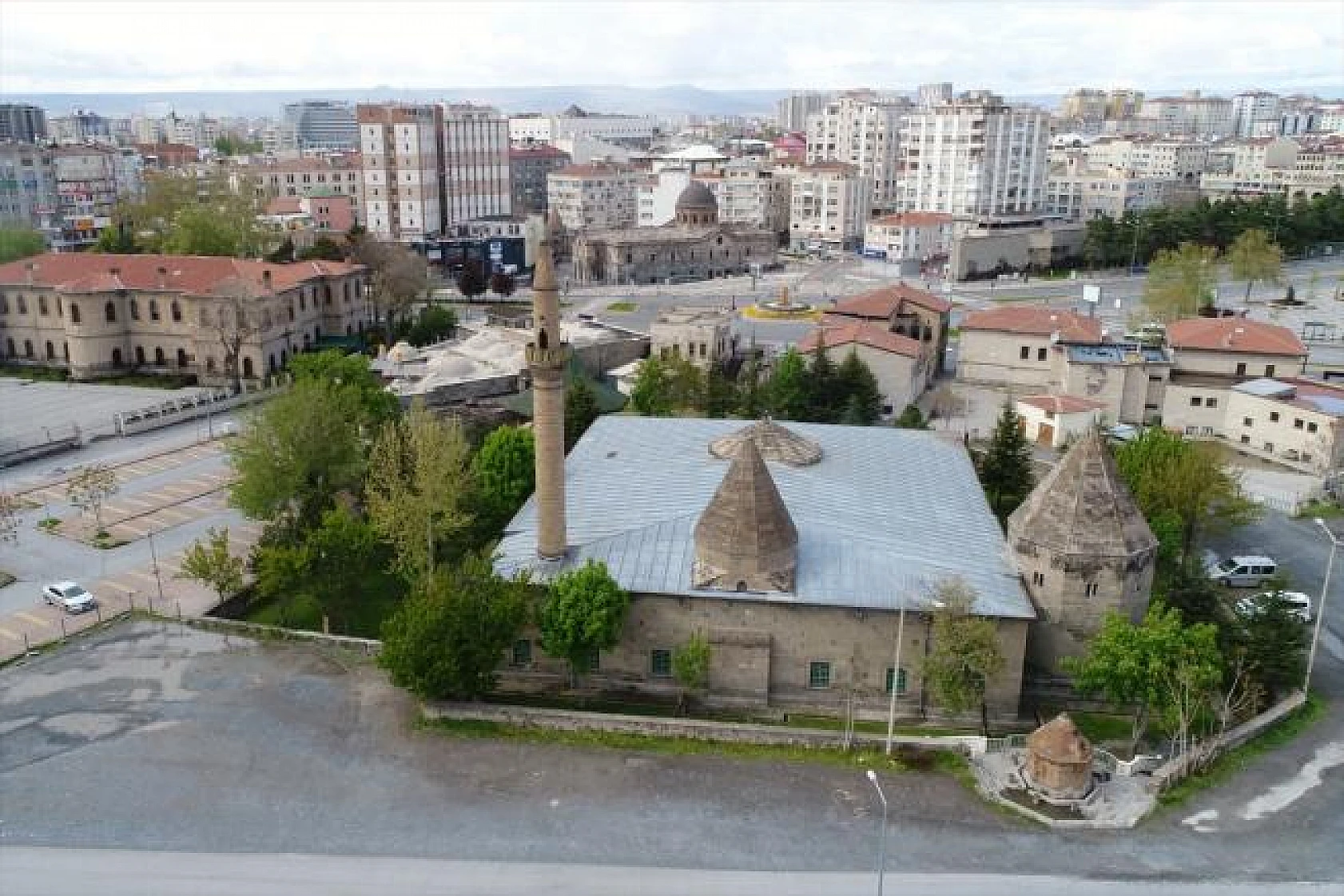 Türkiye'nin Simge Camilerinde sessizlik