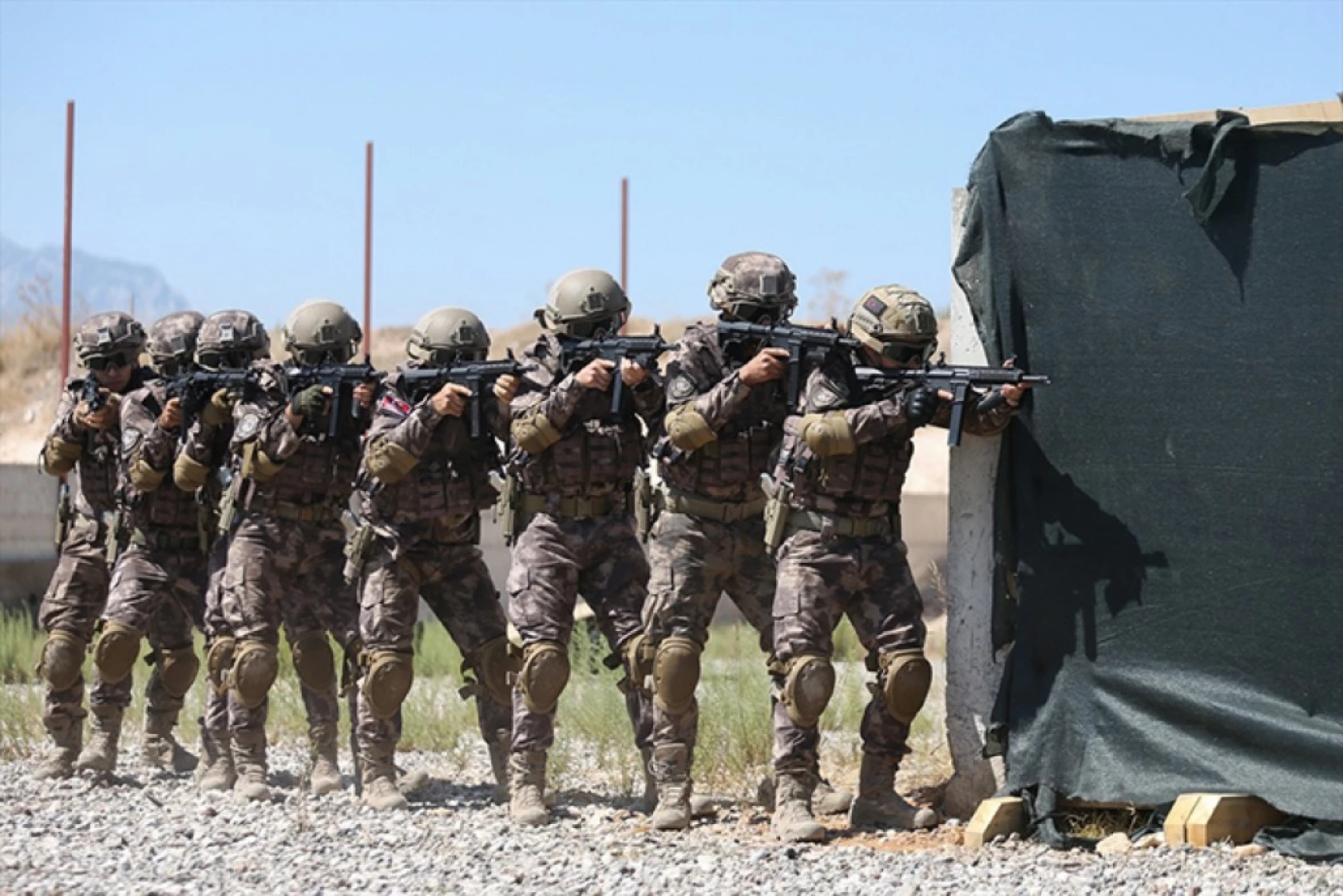 Devletin 'çelik bileği' PÖH