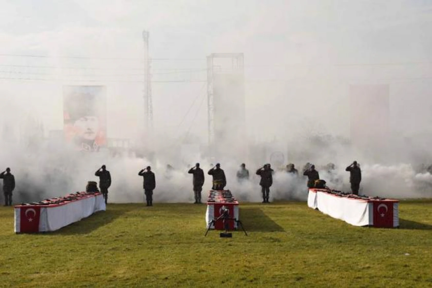 TSK, ayın fotoğraflarını yayınladı