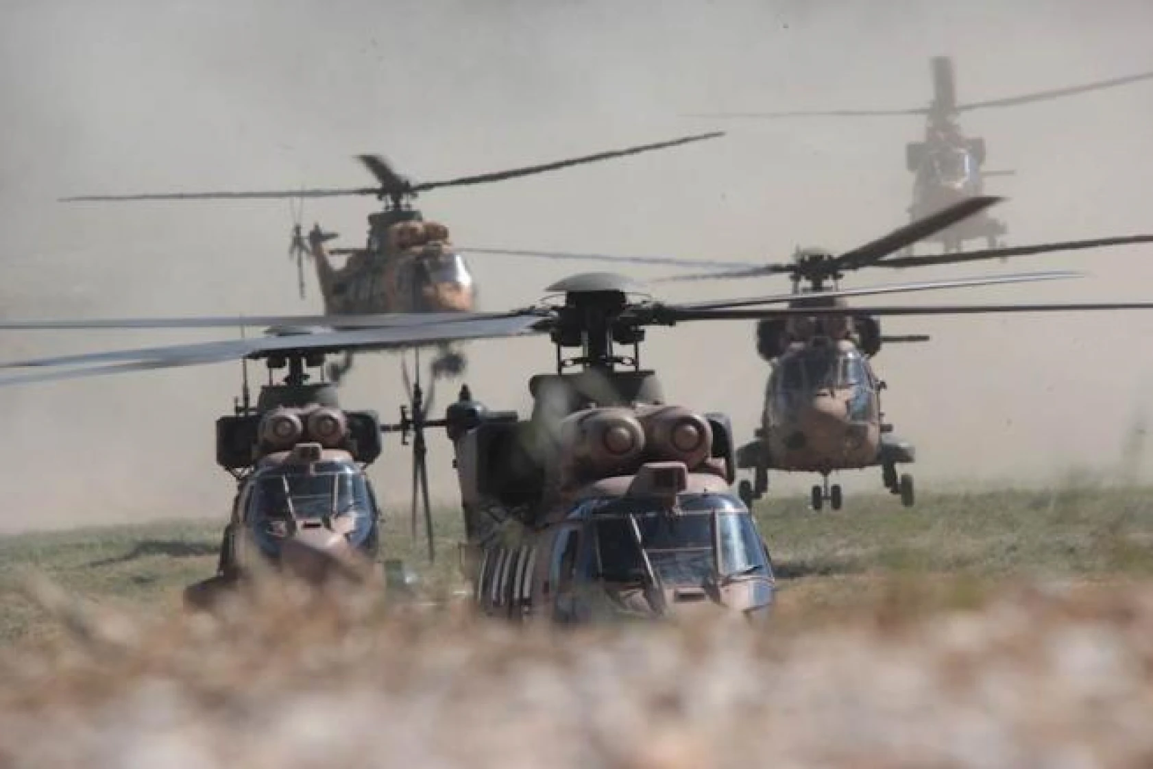 TSK, ayın fotoğraflarını yayınladı