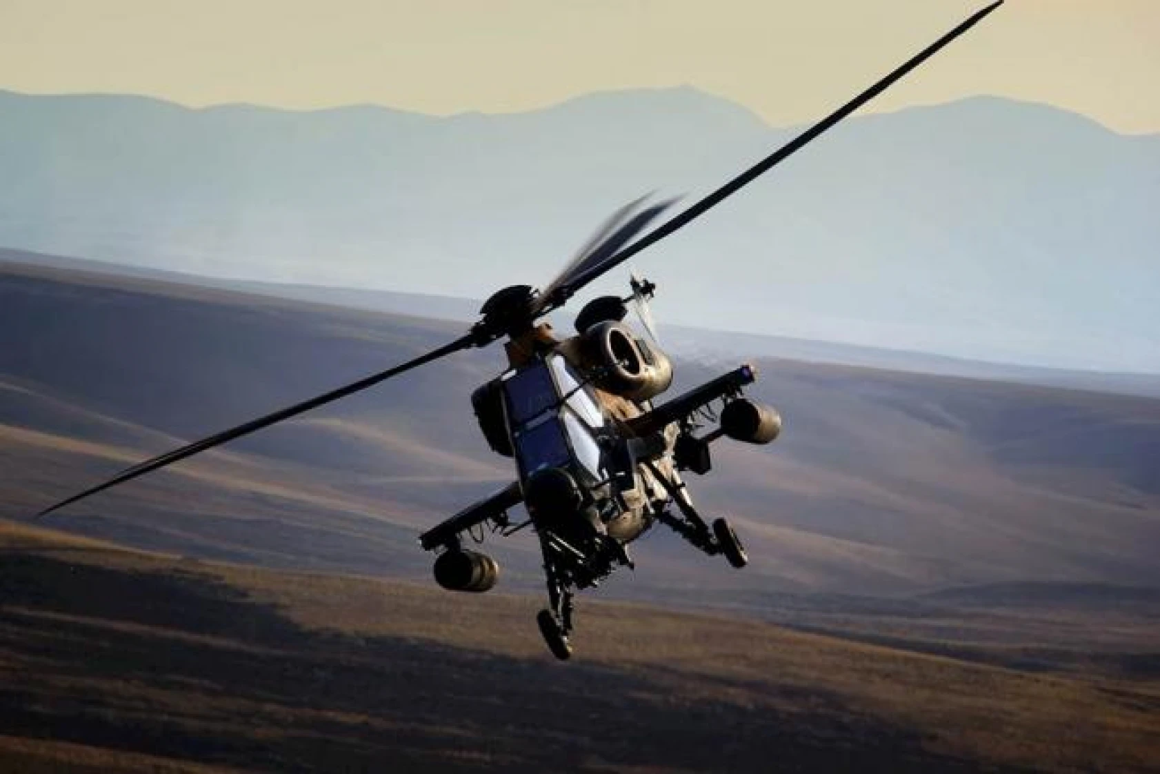 TSK, ayın fotoğraflarını yayınladı