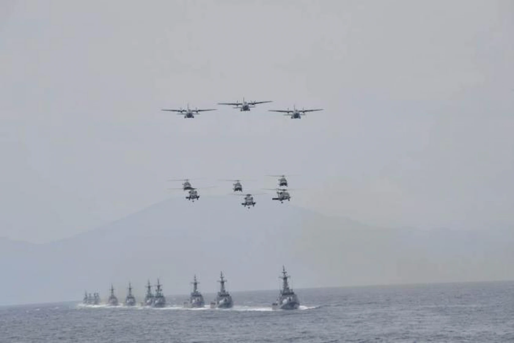 TSK, ayın fotoğraflarını yayınladı