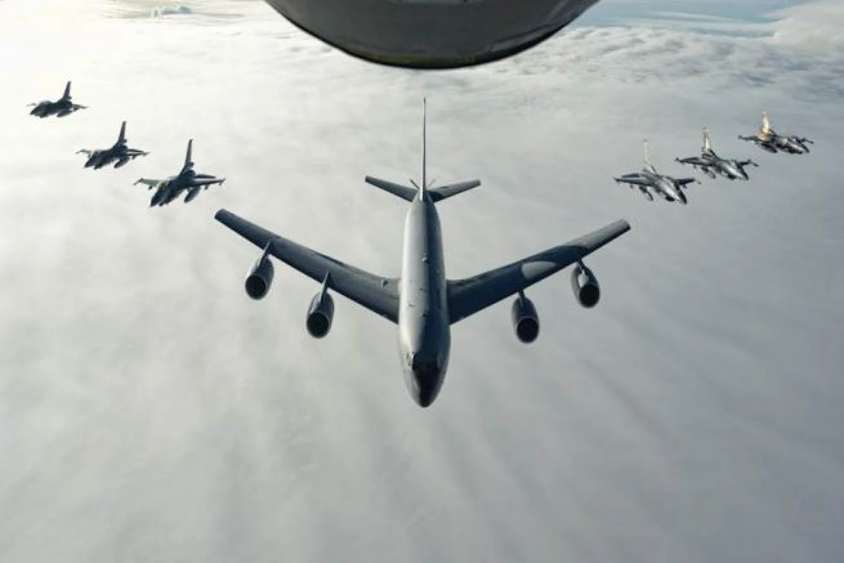 TSK, ayın fotoğraflarını yayınladı