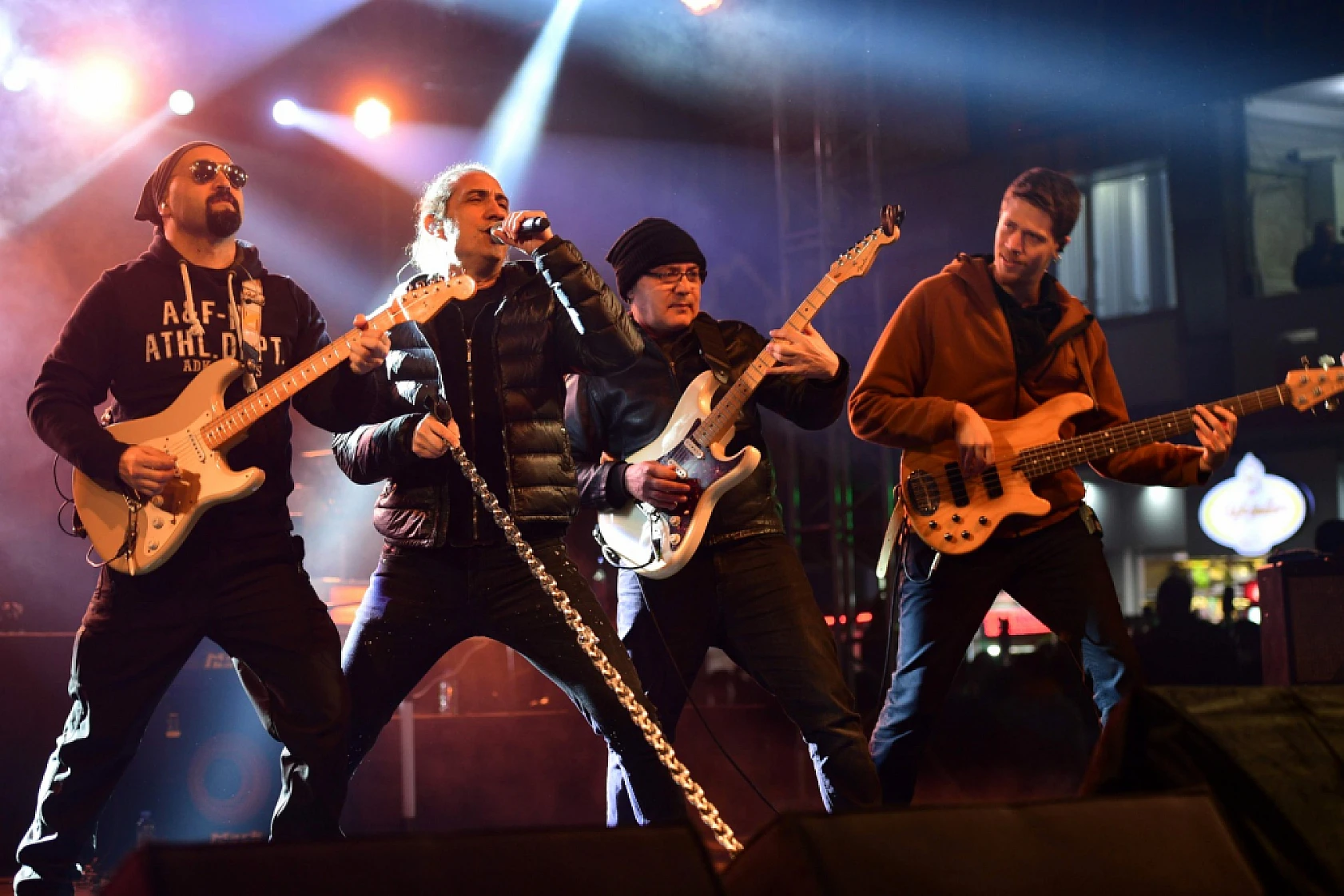 Kıraç konseri ve Tiyatro gösterisi